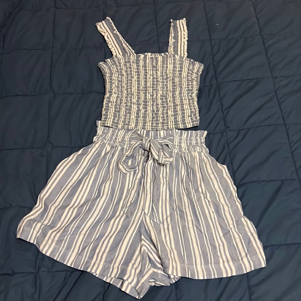Hollister Matching Set Tank & Shorts